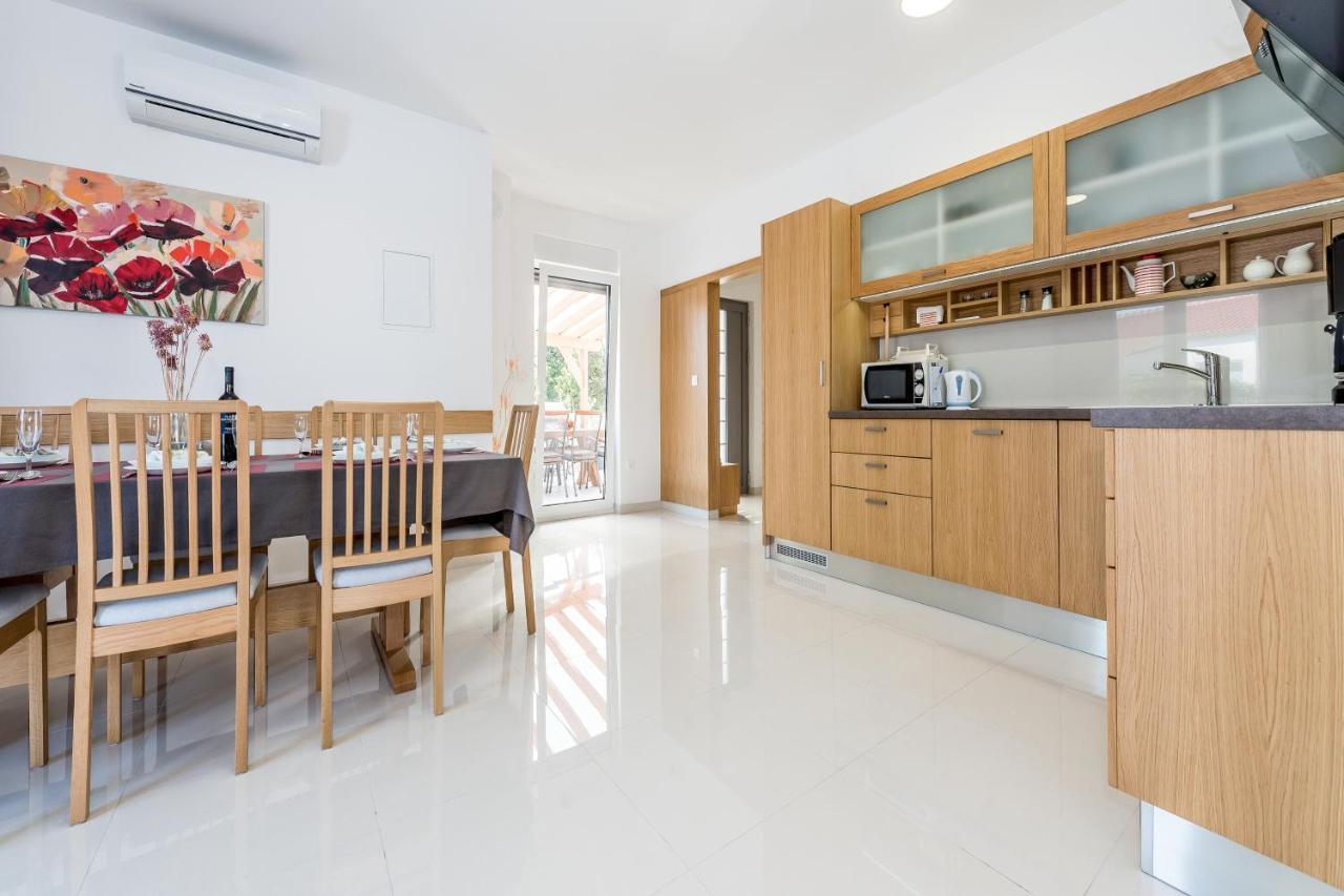 Villa Jadrija Beach Šibenik Exterior foto
