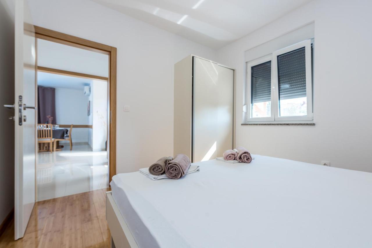 Villa Jadrija Beach Šibenik Exterior foto